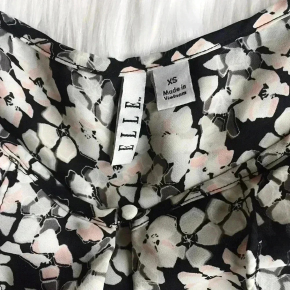 Elle Pink White & Black Floral Ruffle Tank - Picture 5 of 6